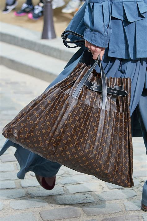 louis vuitton new season.